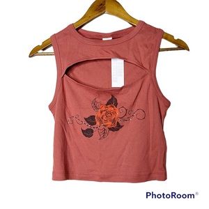 Urban Outfitters NWT M Floral Rose Crewneck Pink Tank Top Crop Screen